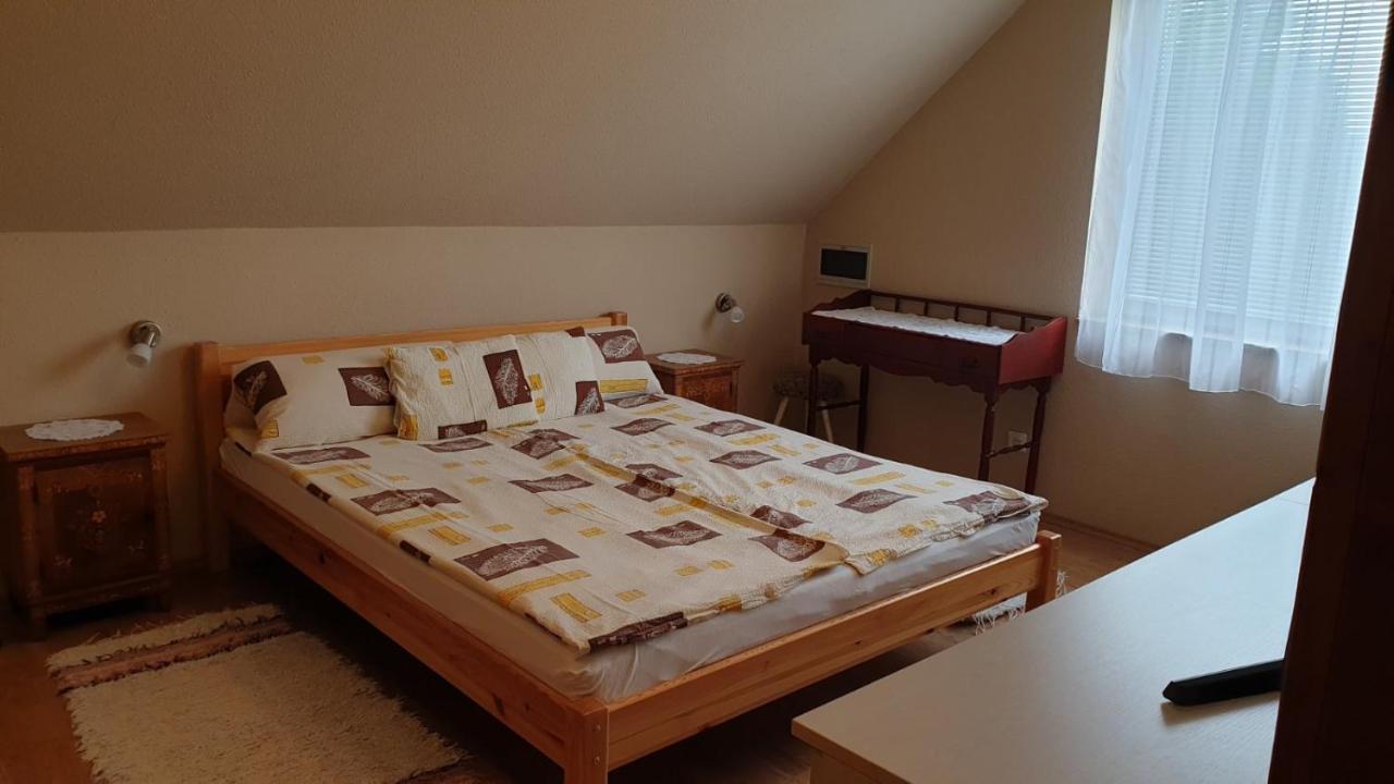 Ilona Apartmanok Balatonboglár Exterior foto